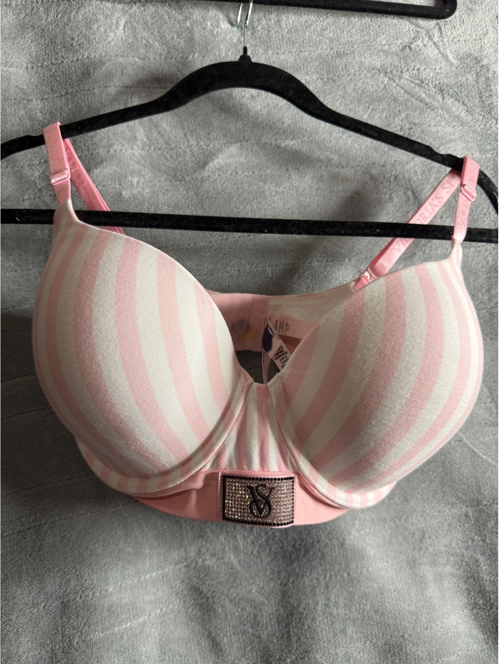 Victoria's Secret Pink and White Striped Push-Up Bra Size 34DDD